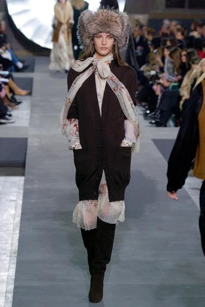 Look 43